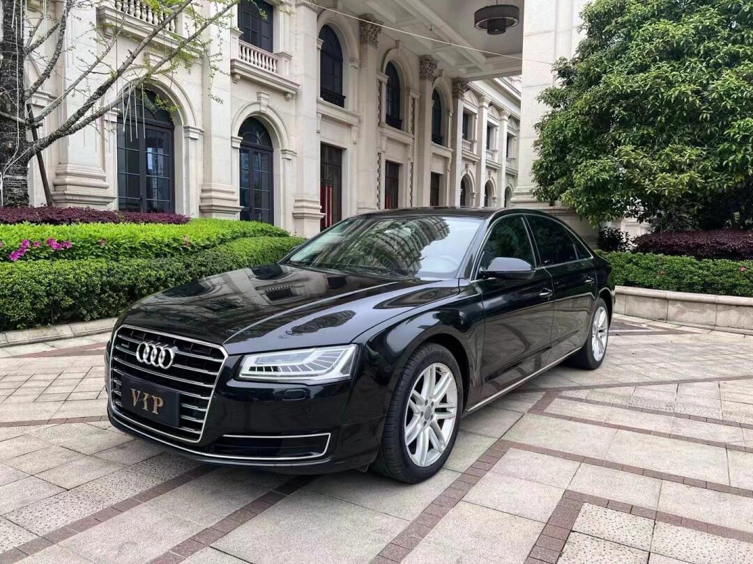 721572157215最新到家 17年奥迪a8l 3.