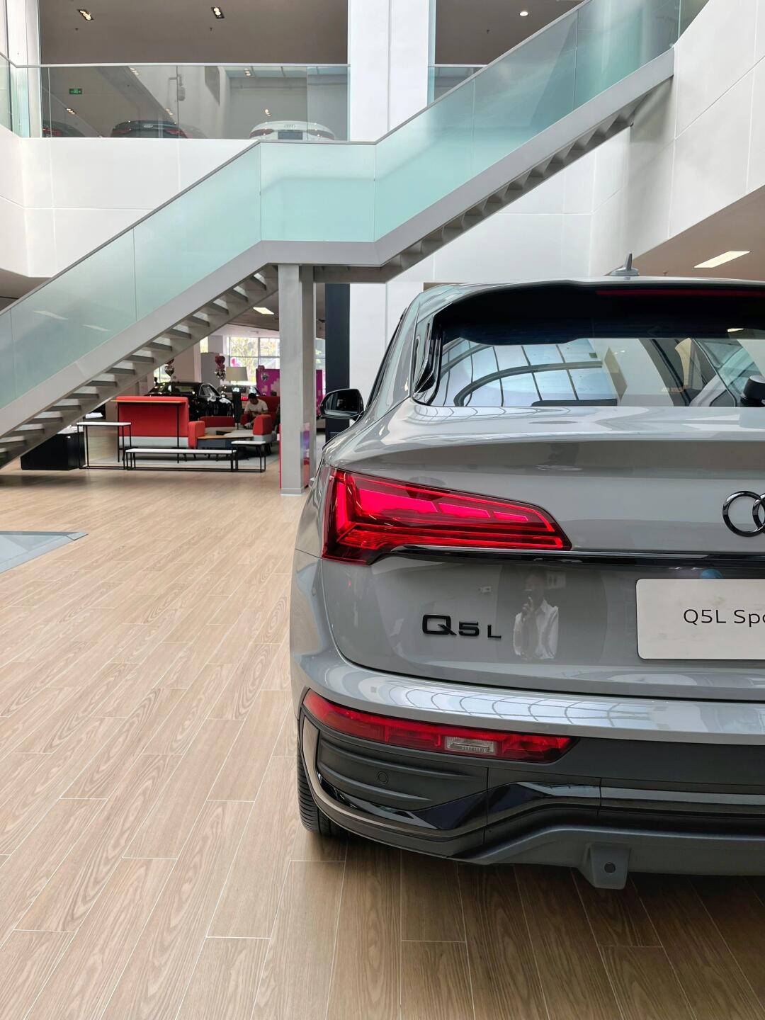 轿跑suv奥迪q5l sportback到店!速度围观97_奥迪q5l社区_易车社区