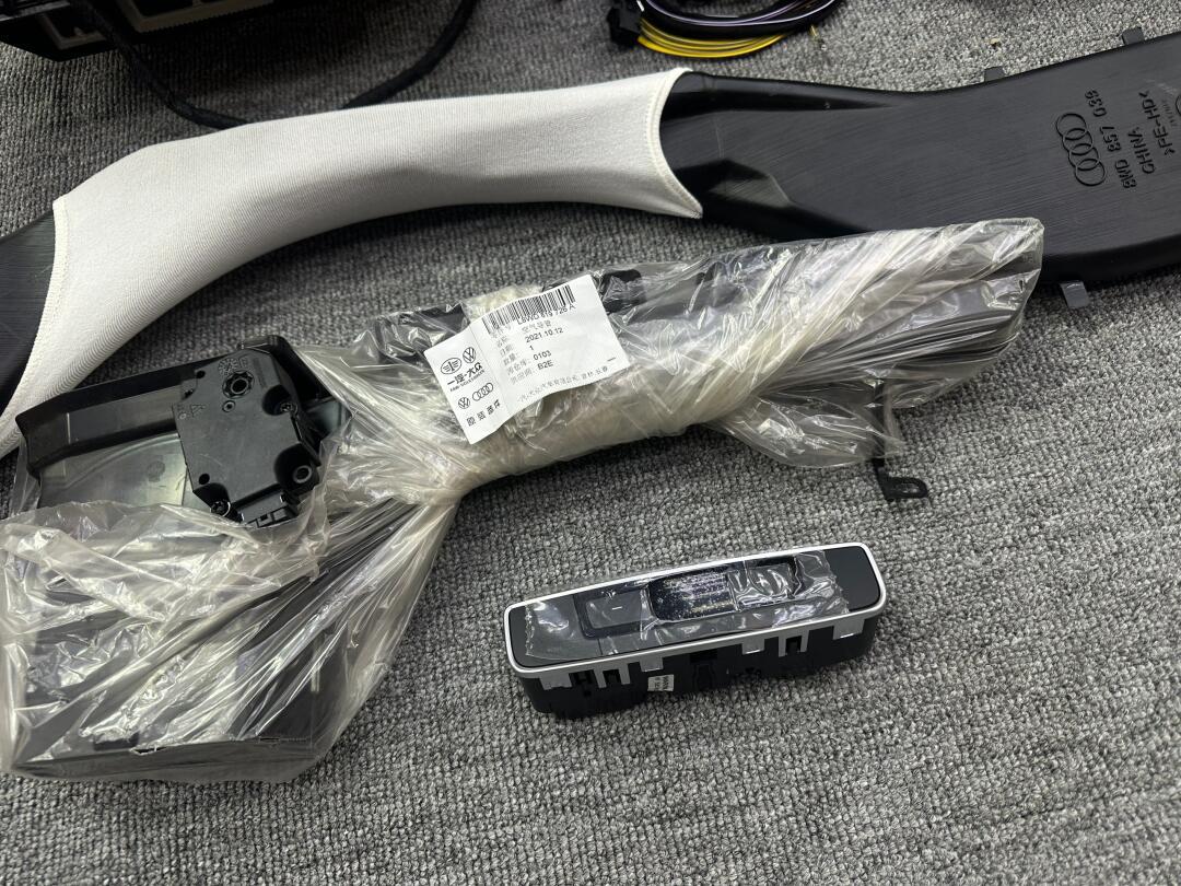 你舍得把你的奥迪a4l拆成这样改三区空调吗_奥迪a4l社区_易车社区