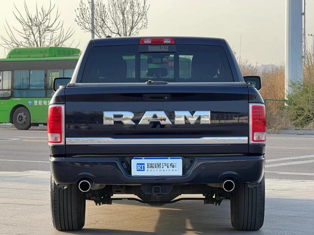 17年的道奇公羊不到 20了.仅需19万多