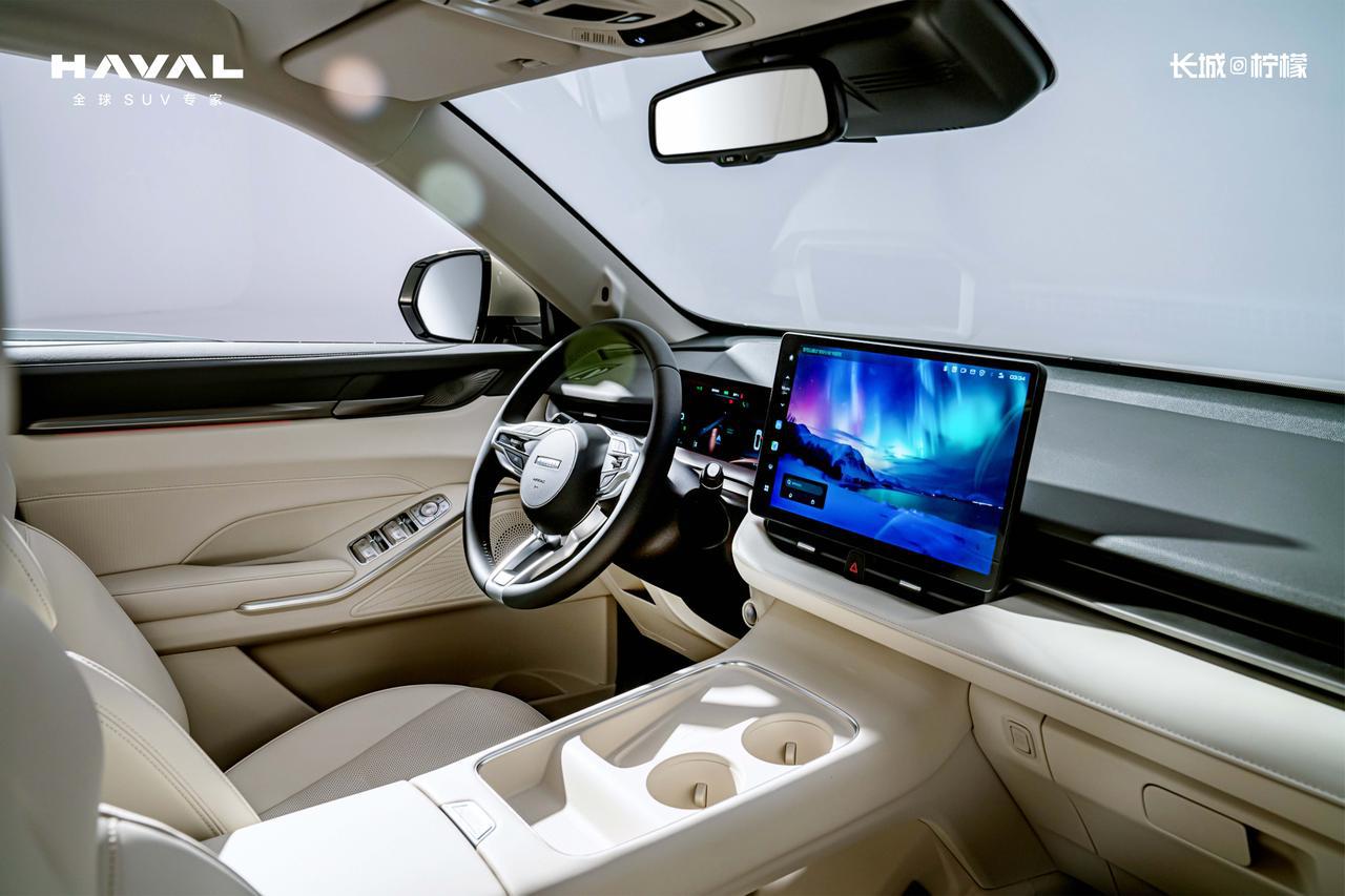 内饰曝光,怀挡来了!今天,《中国汽车画报》从哈弗suv官方获取到一组全