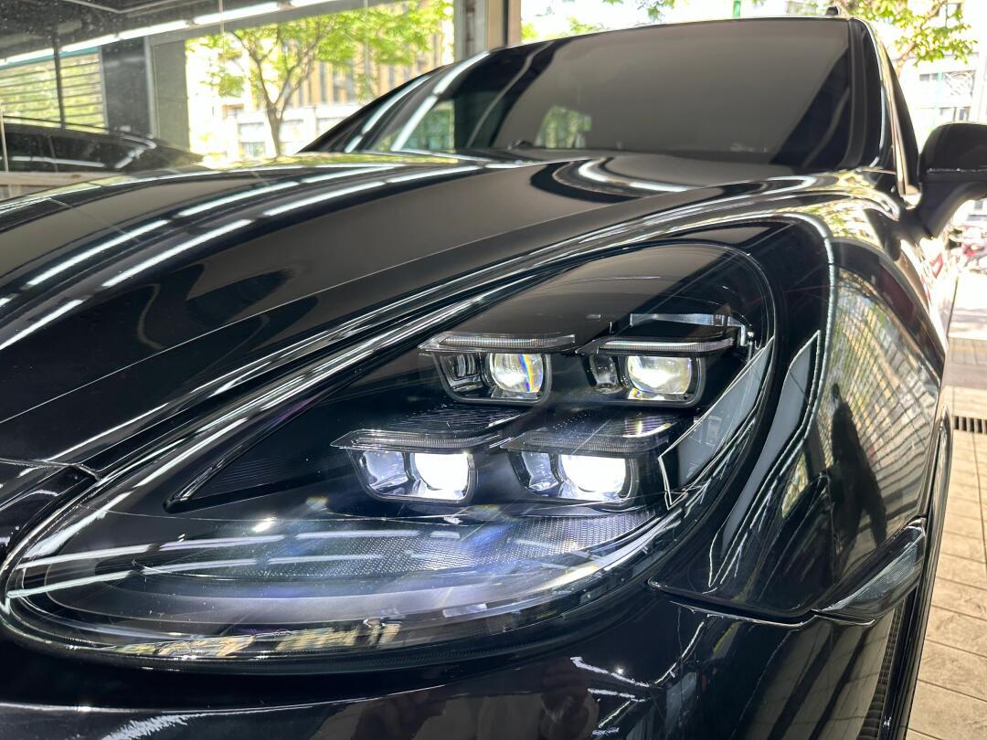 国货之光 不耀也光 11卡宴改24卡宴数字大灯_保时捷cayenne社区_易车