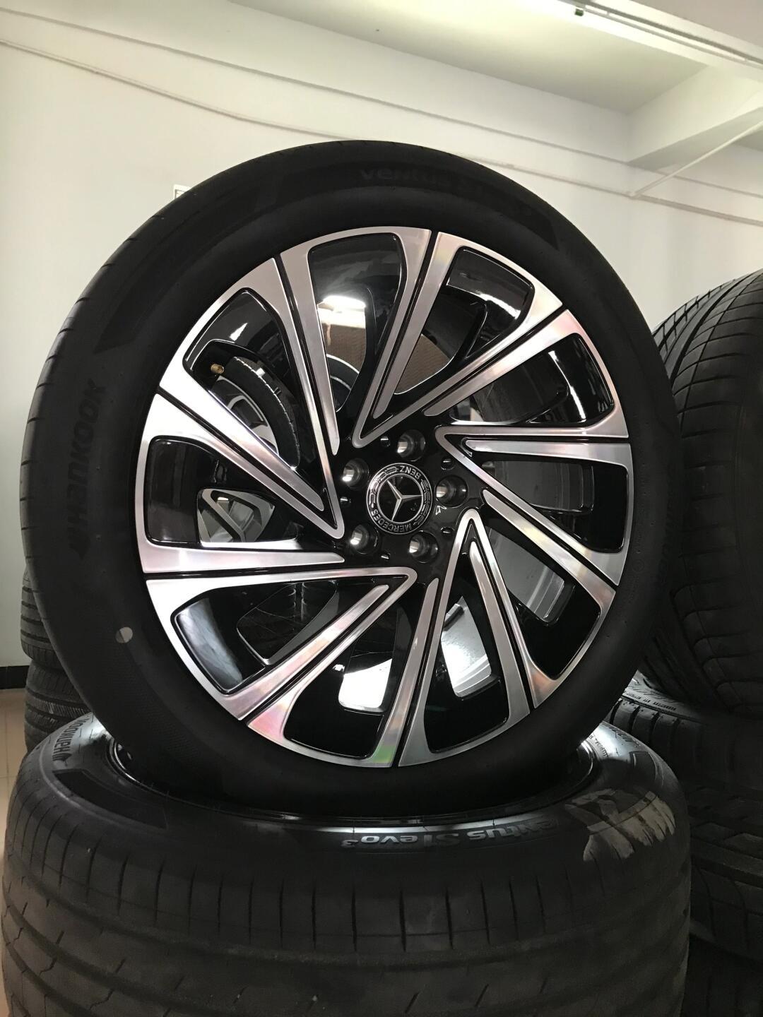 2024款奔驰e300原厂19寸轮毂 新车拆