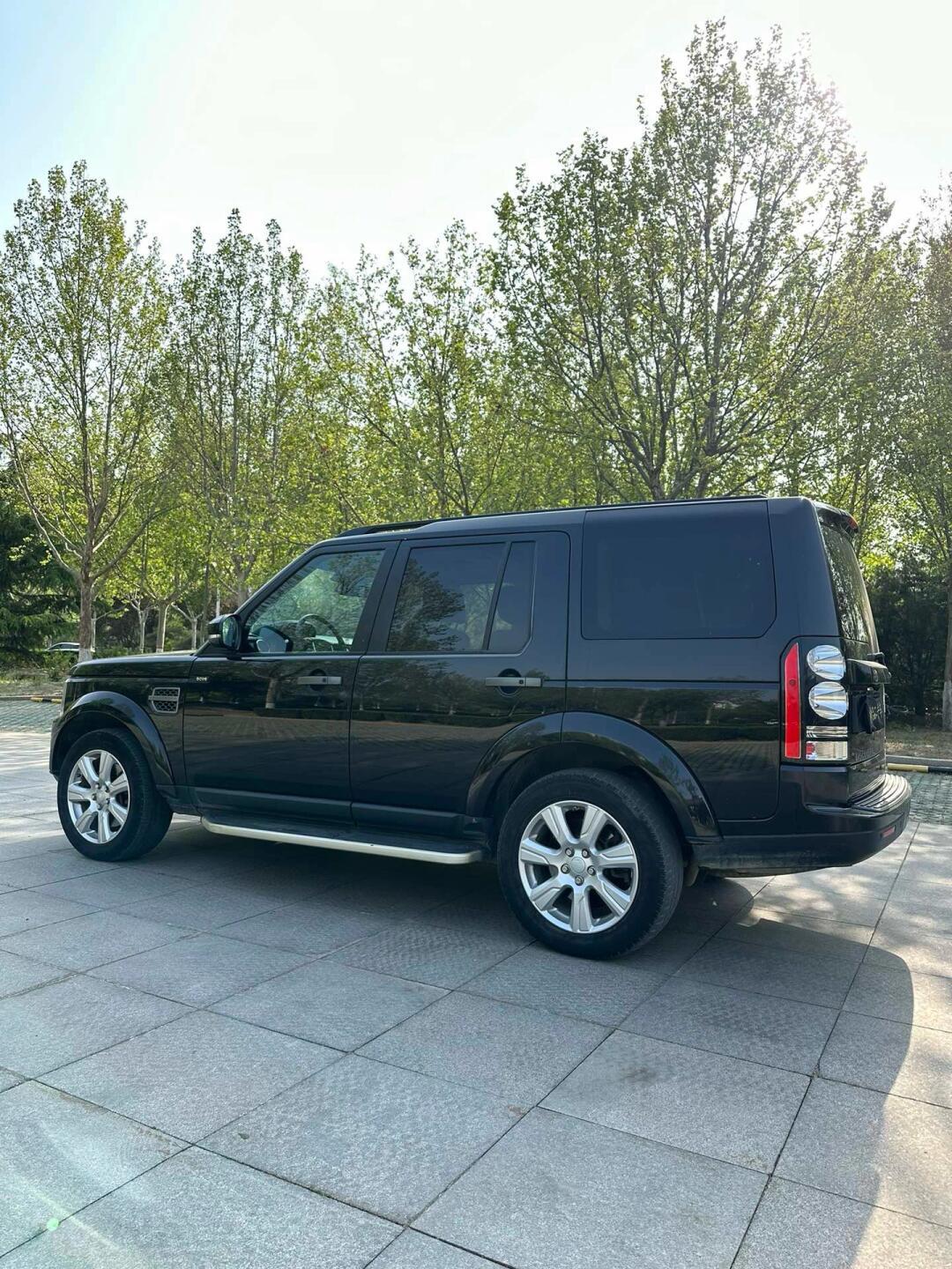 一口价30.9万开新款路虎发现4