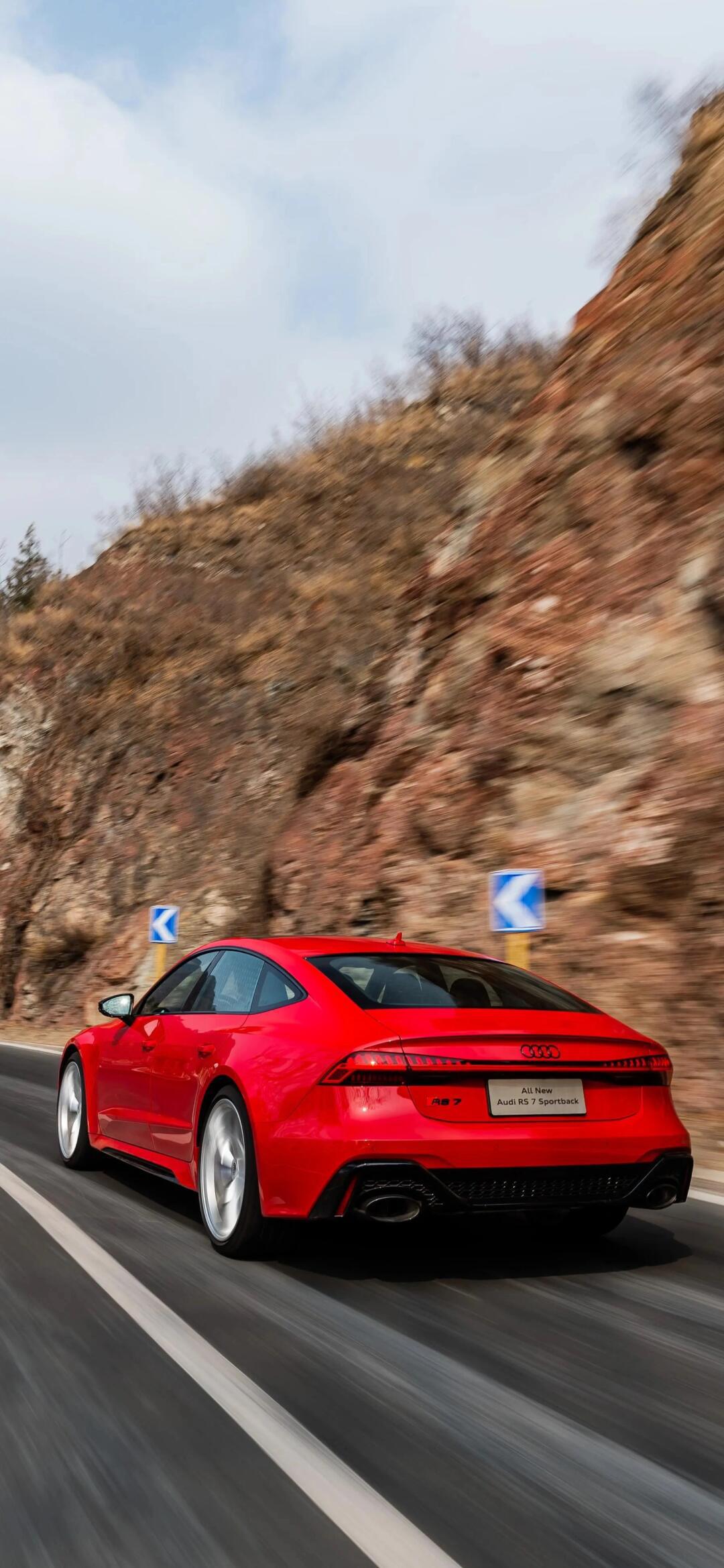 教公主识车|谁能拒绝一辆西装暴徒奥迪rs 7