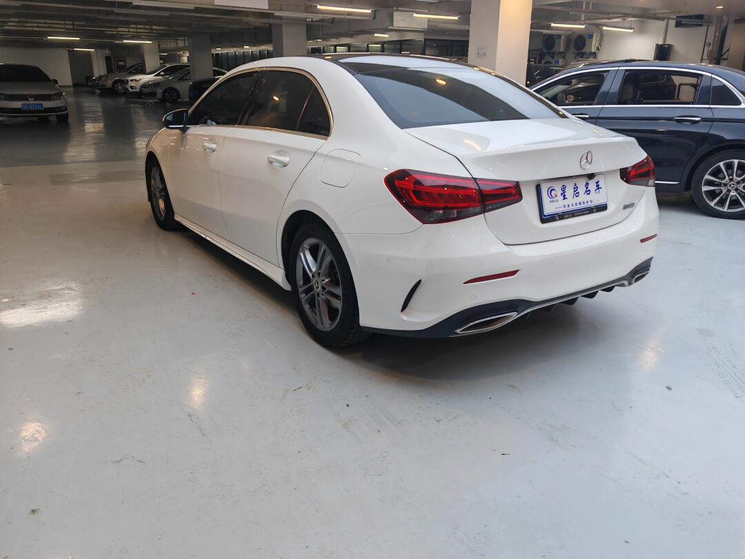 拿下20款奔驰a180l改款 全款:11.88万
