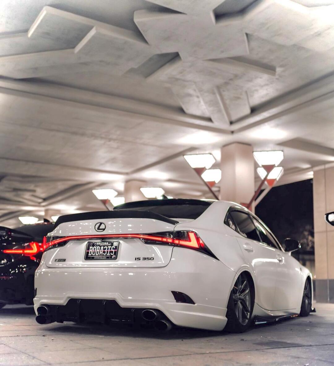 这样的雷克萨斯is背影,你给几分?