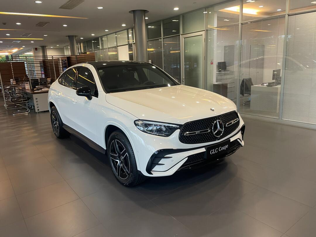 glc300轿跑suv图片图片