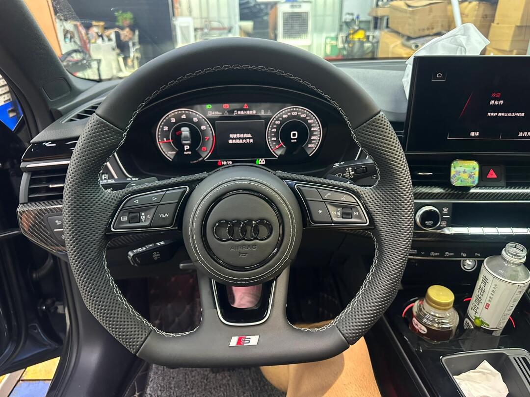 你的奥迪a4l喜欢改装什么款式对前铲前唇