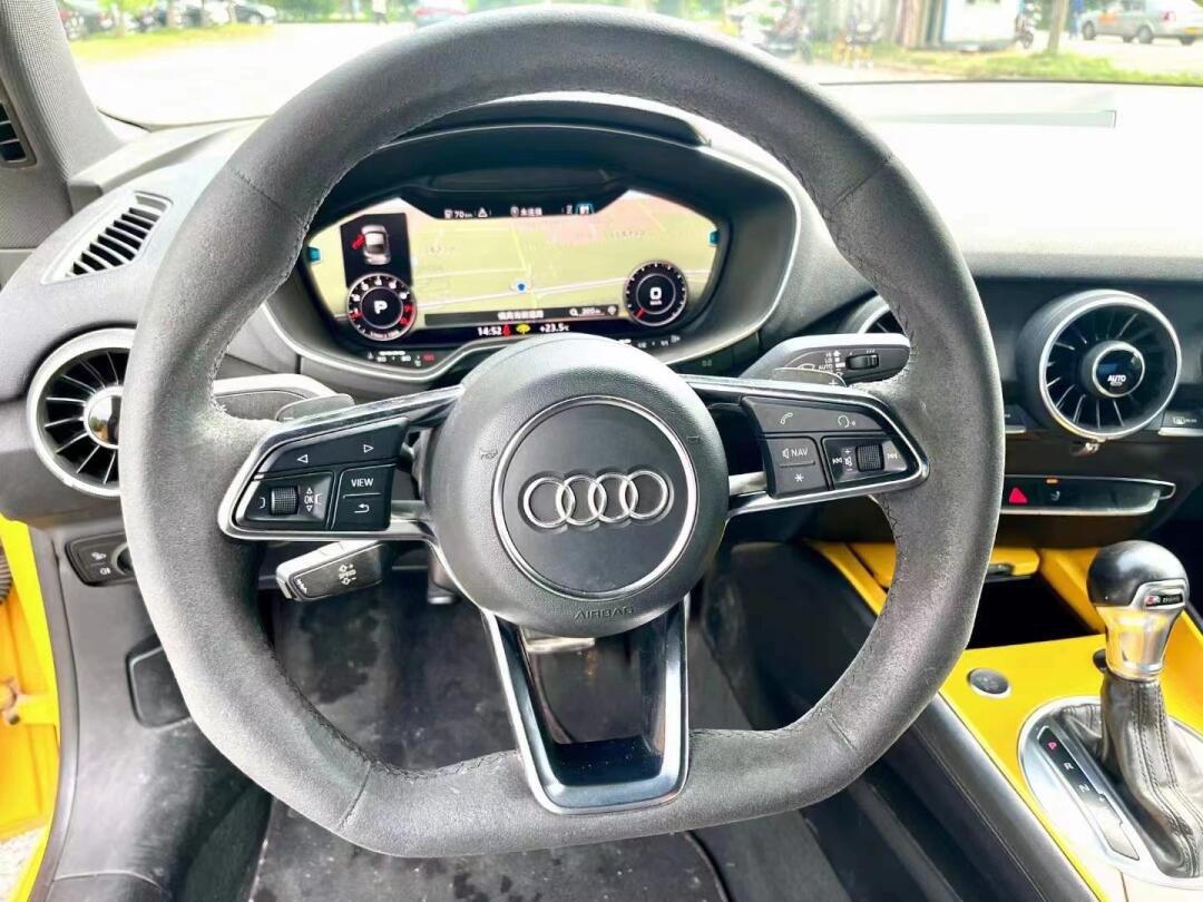 15款奥迪tt硬顶跑车45夸求全款16.8万