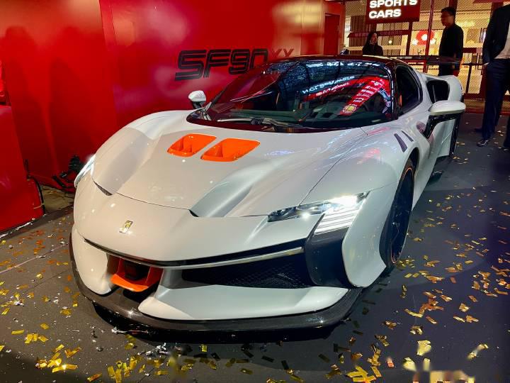 梦幻的f1比赛周,以及实拍的11辆千万级跑车,1辆法拉利laferrari,1辆