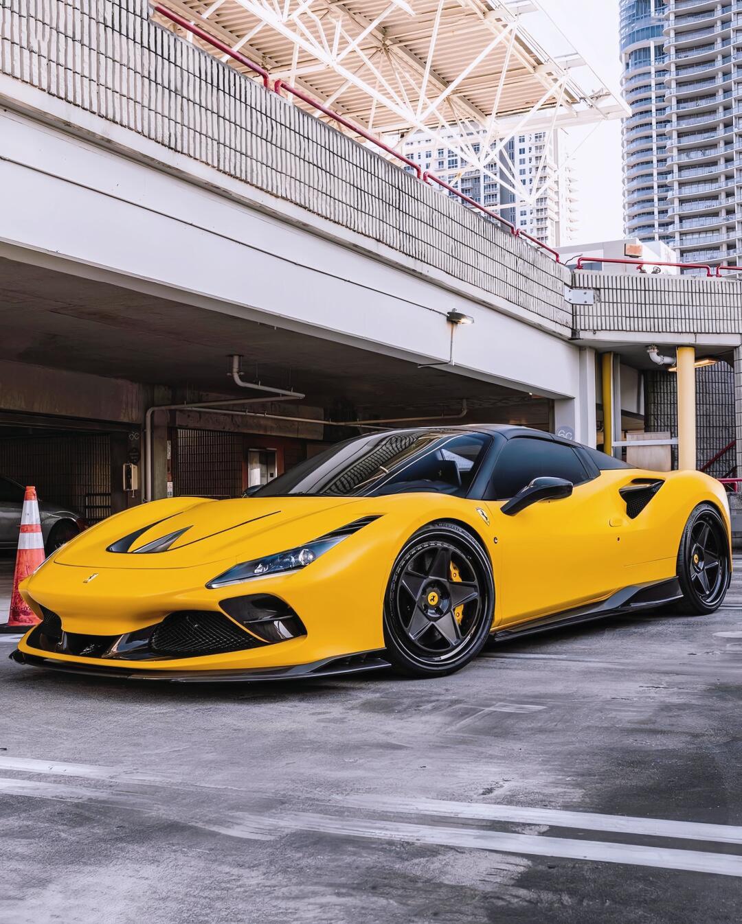 继任者的精髓,法拉利f8 tributo