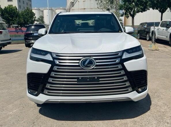 雷克萨斯lx500d柴油豪华版七座高级配置