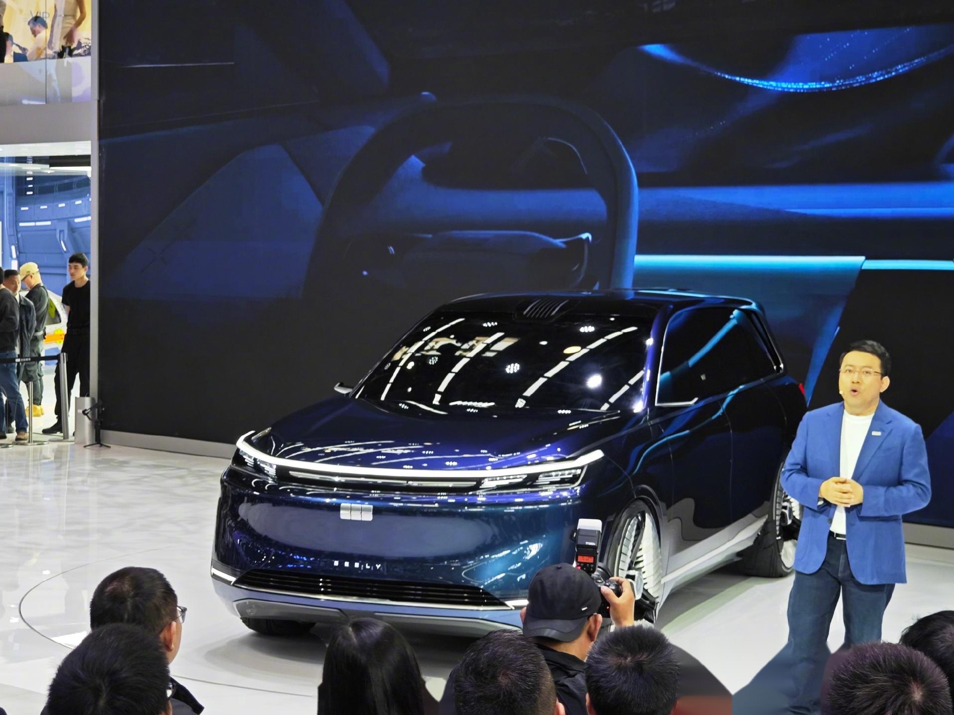 最近都在关注北京车展,一圈看下来,让我感到惊喜的就属吉利的银河星舰