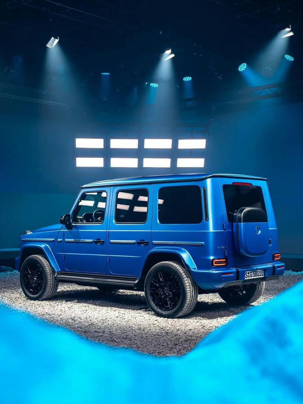 新款奔驰g580发布