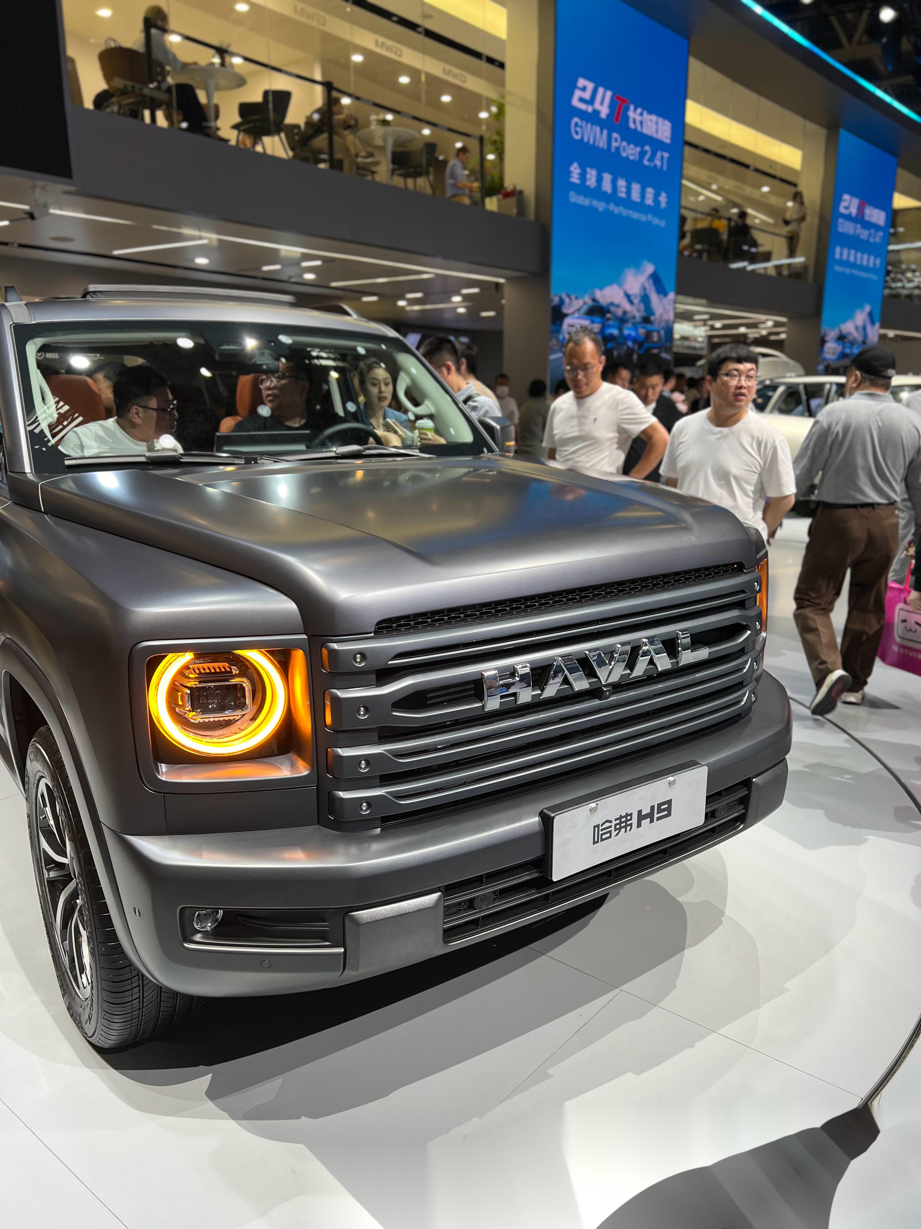 2024北京车展# 新一代哈弗h9是一款硬派越野车,将继续采用非承载式