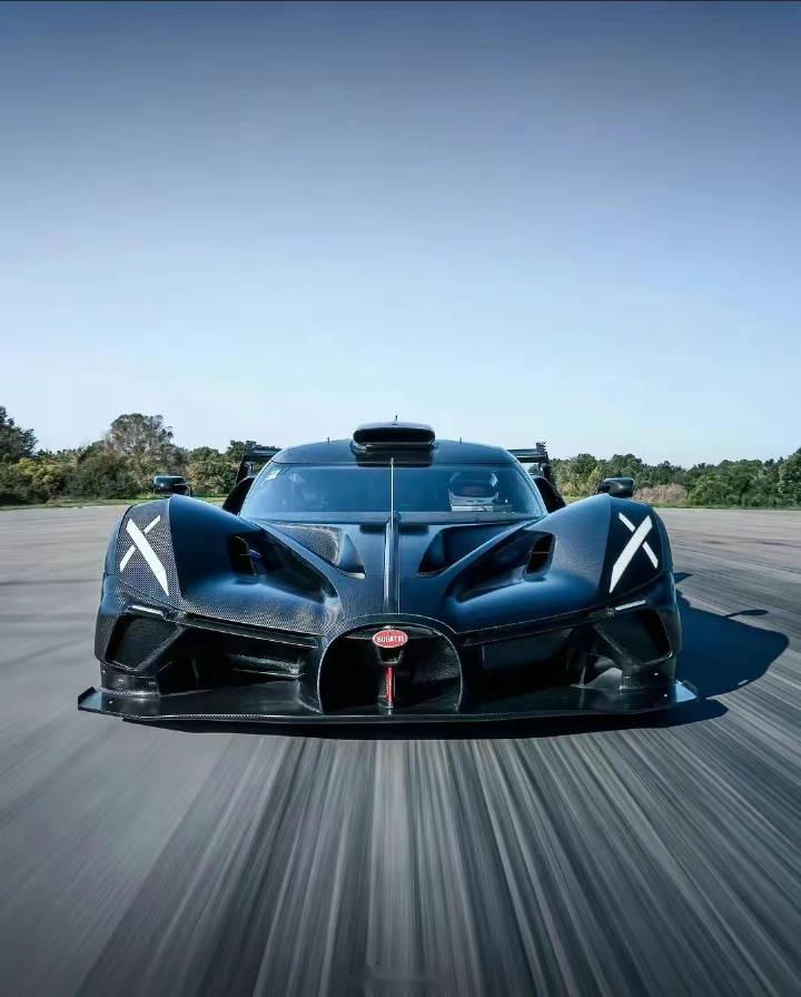 简直帅到没朋友,布加迪 bolide 超级跑车,绝对的性能猛兽,全碳车身,0