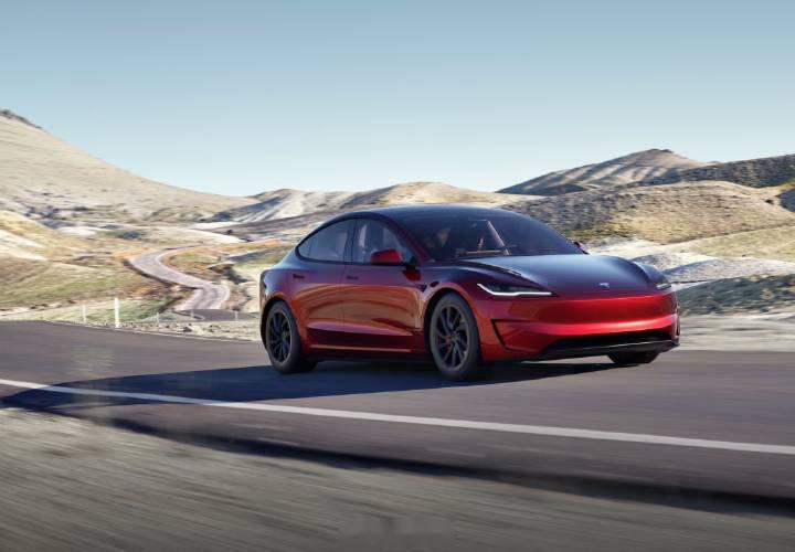 特斯拉新model 3高性能版发布:新model 3 performance