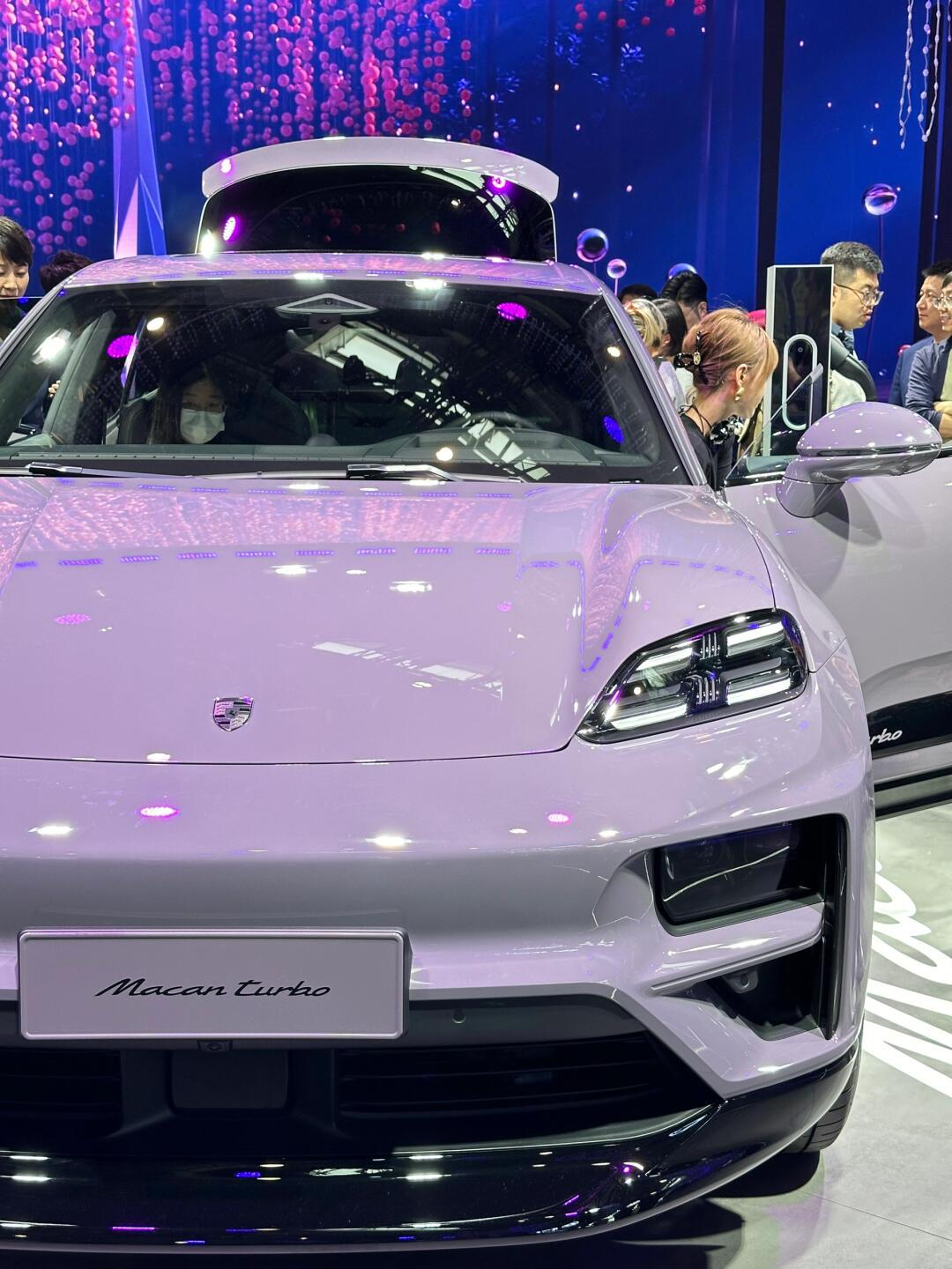 北京国际车展的一抹梦幻紫90_保时捷macan社区_易车社区