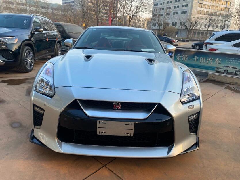 23款美规尼桑gtr