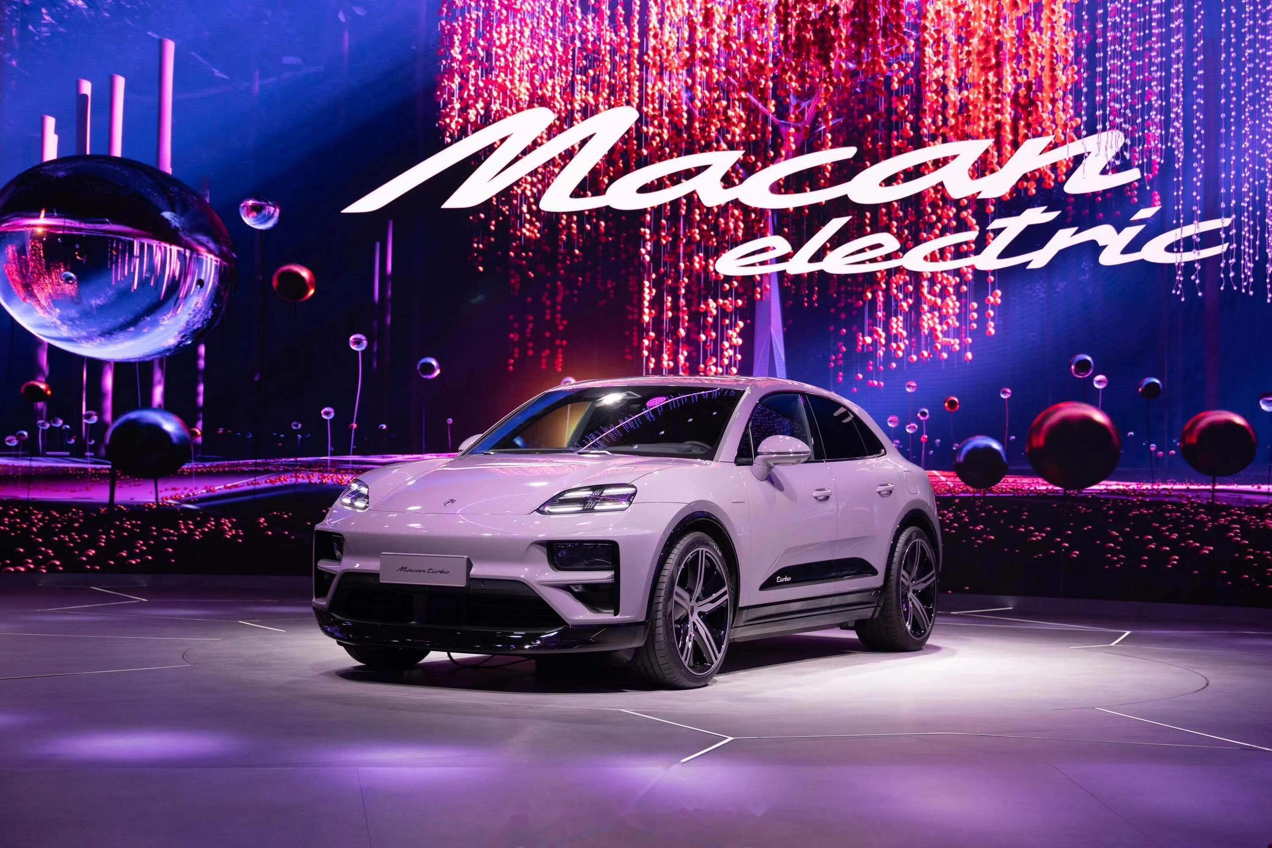 macan电动版是一款顺应市场趋势的新车型,它在北京车展中首次亮相中国