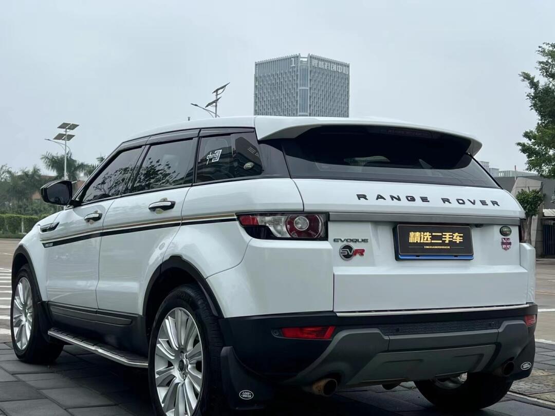 全款 8.88万90拿下 15年路虎极光智耀版 指导价46.