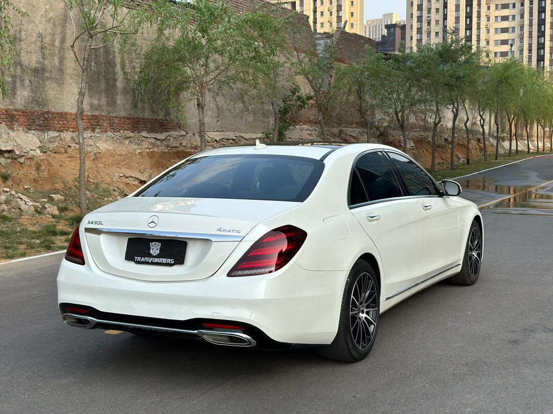 最美奔驰s级别 价格不高 15年奔驰s320l 商务版 最优雅的白外棕内 可