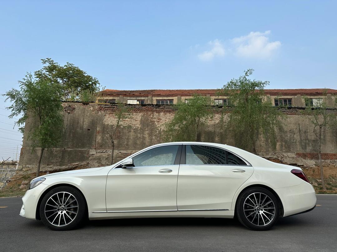 最美奔驰s级别 价格不高 15年奔驰s320l 商务版 最优雅的白外棕内 可