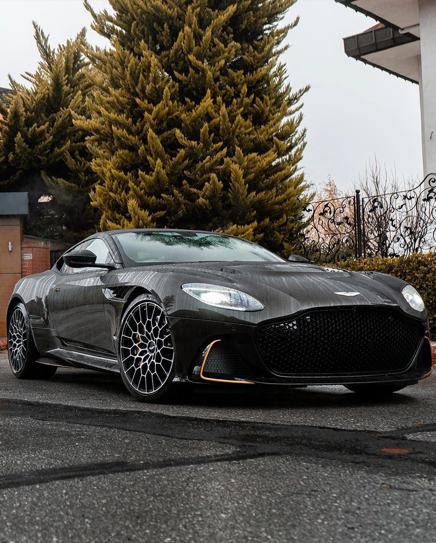 aston martin dbs 770 ultimate 一台非常低调的dbs
