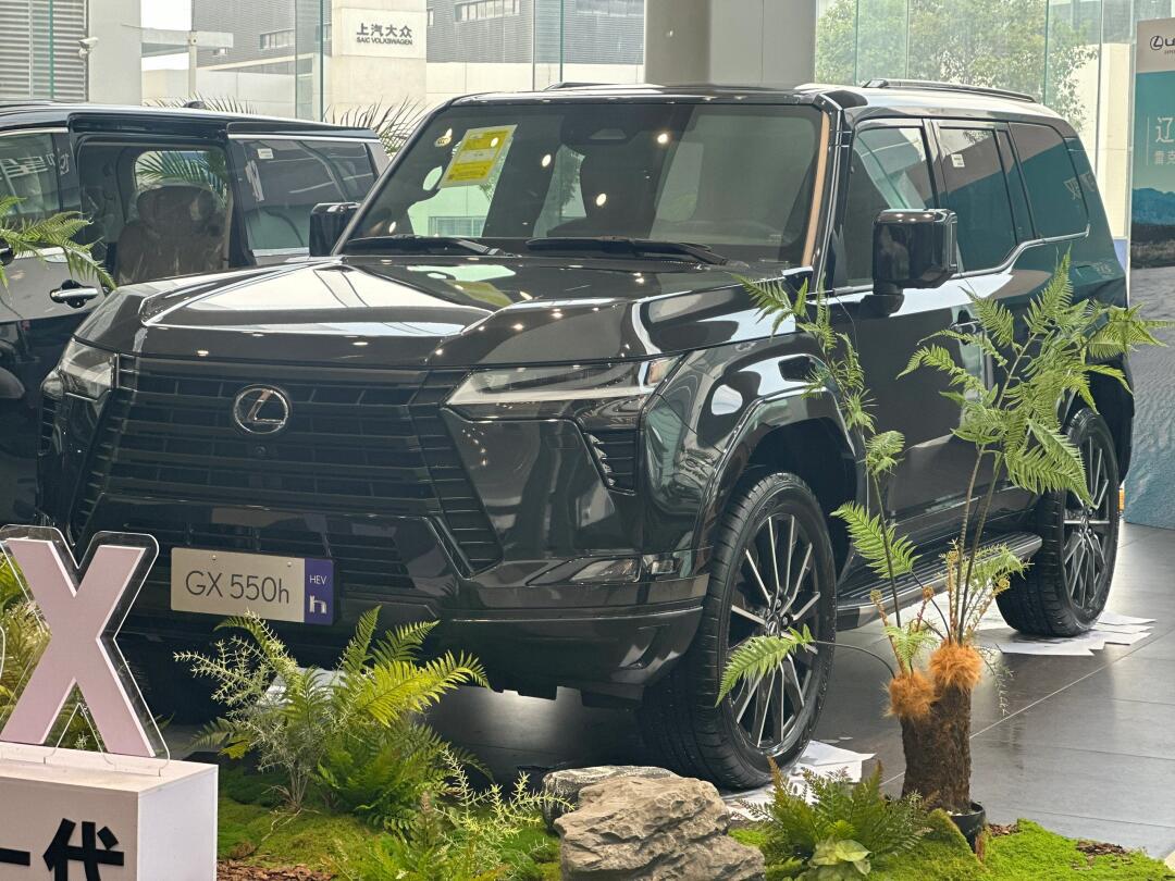 gx550颜值怎么样,你喜欢哪个颜色的9994_雷克萨斯