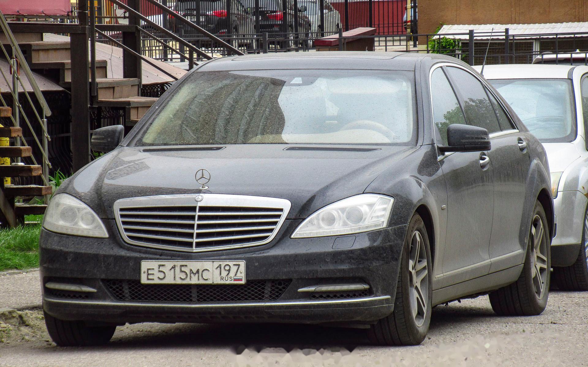 audi 100 / lada 2103 / mercedes-benz s-c