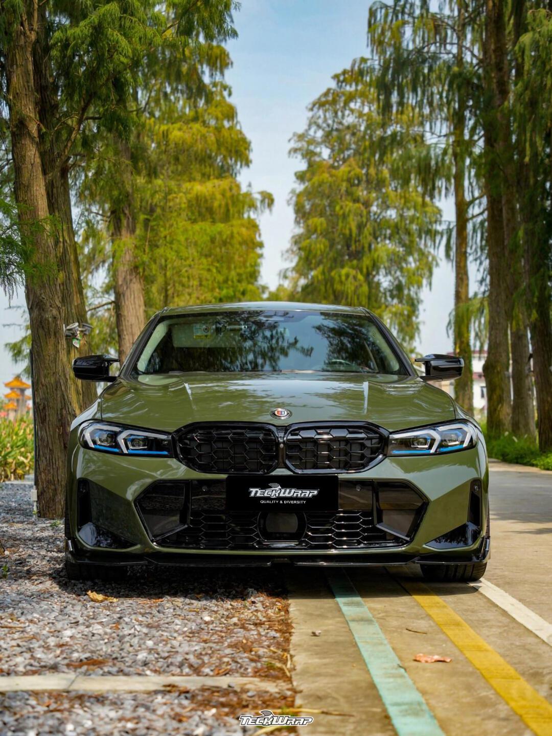 宝马3系 这颜色真的帅绝!