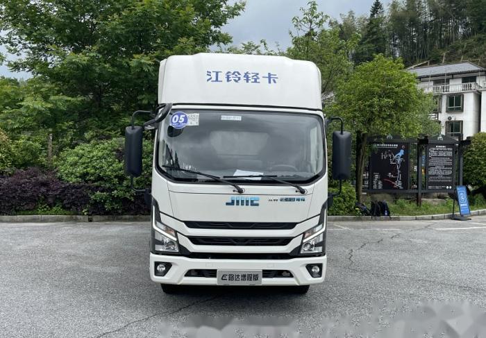 【业内首款大电量增程轻卡将上市,江铃新能源轻卡今年目标2400辆】"电