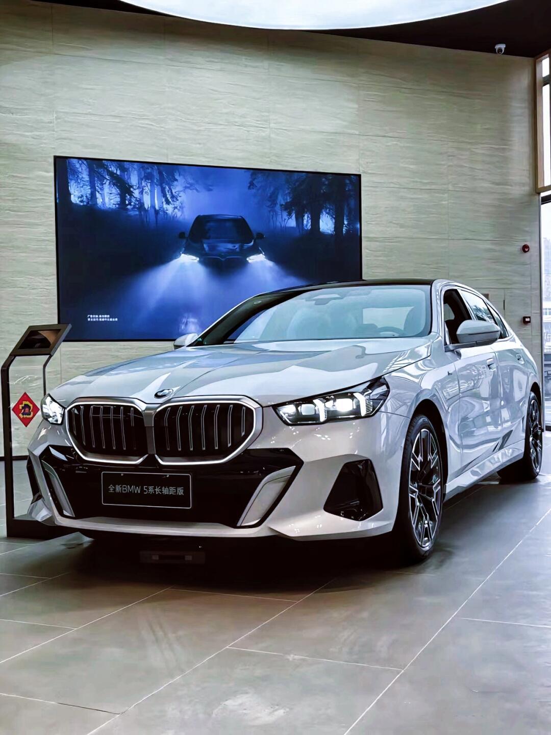 终极选择|预算40w奔驰e对比宝马新5系