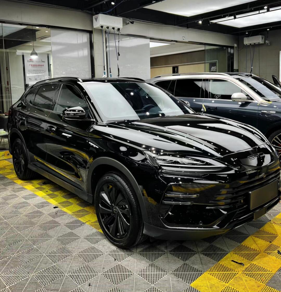 年轻人的第一台车-比亚迪黑骑士9090