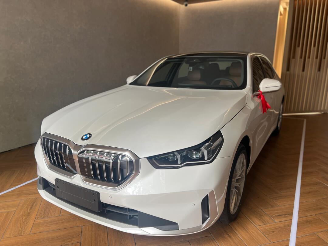 宝马新款5系哪里丑