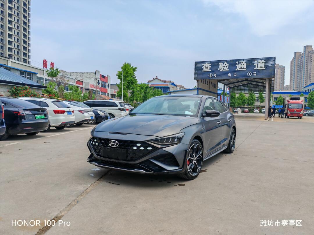 23款 菲斯塔 豪华版 新车8w多?