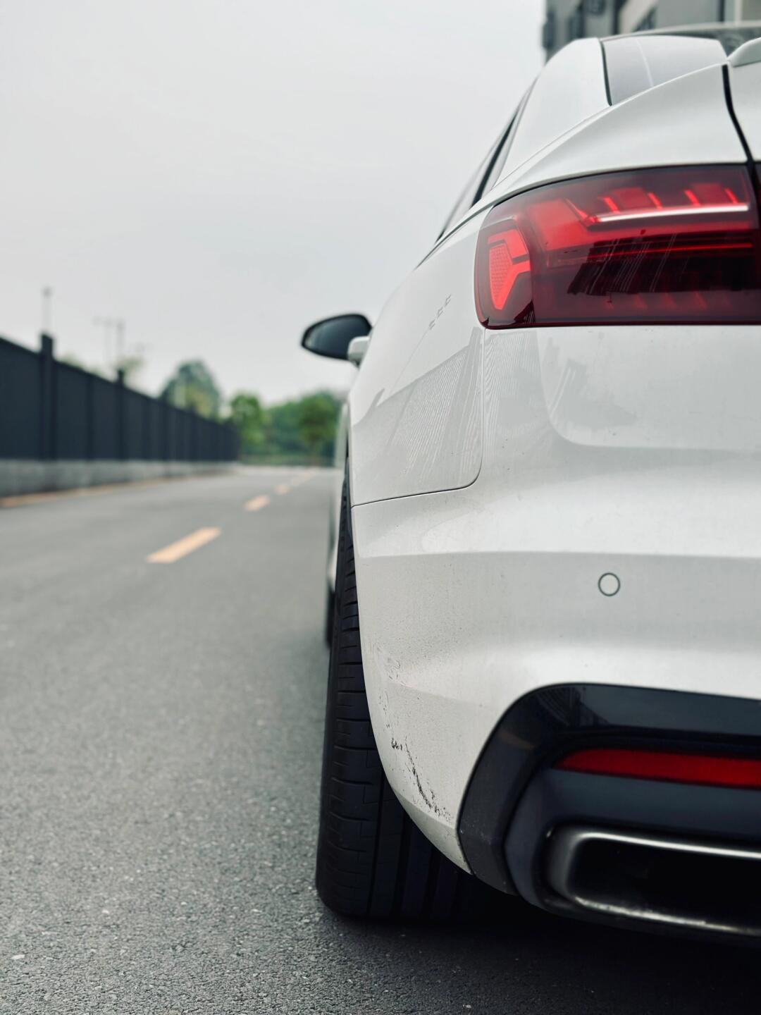 奥迪a4l这款轮毂如何?_奥迪a4l社区_易车社区