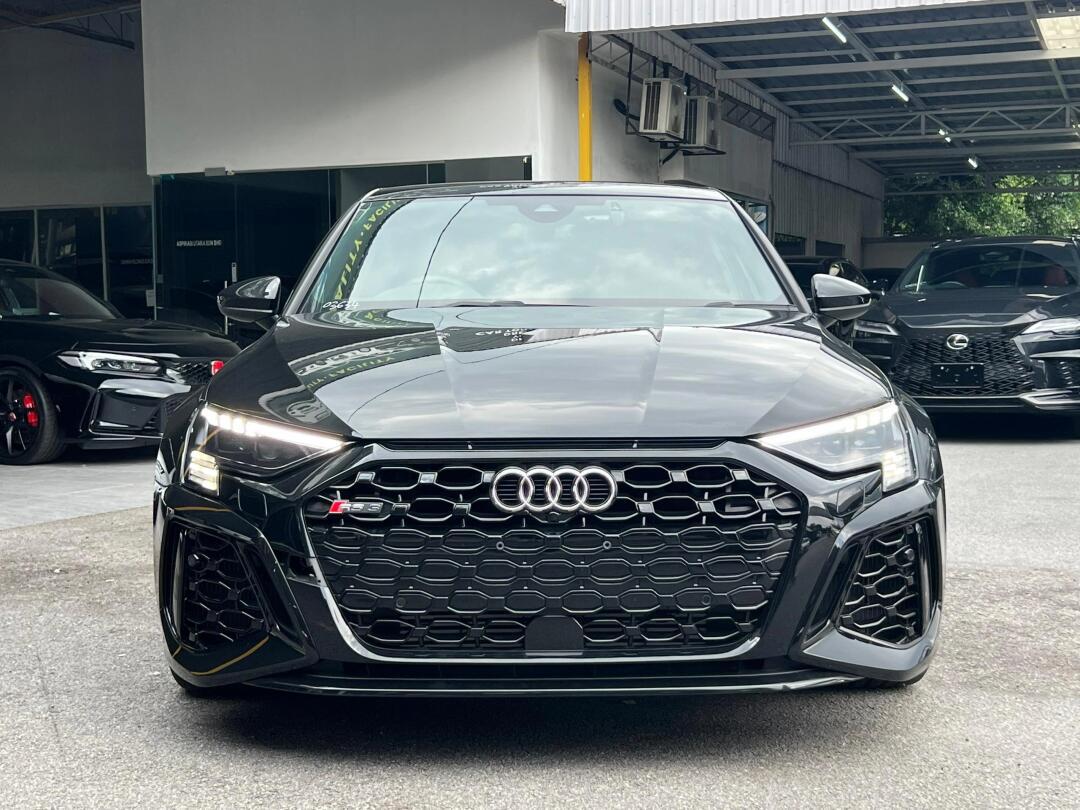 989022年新款audi rs3长尾 有力有空间0009