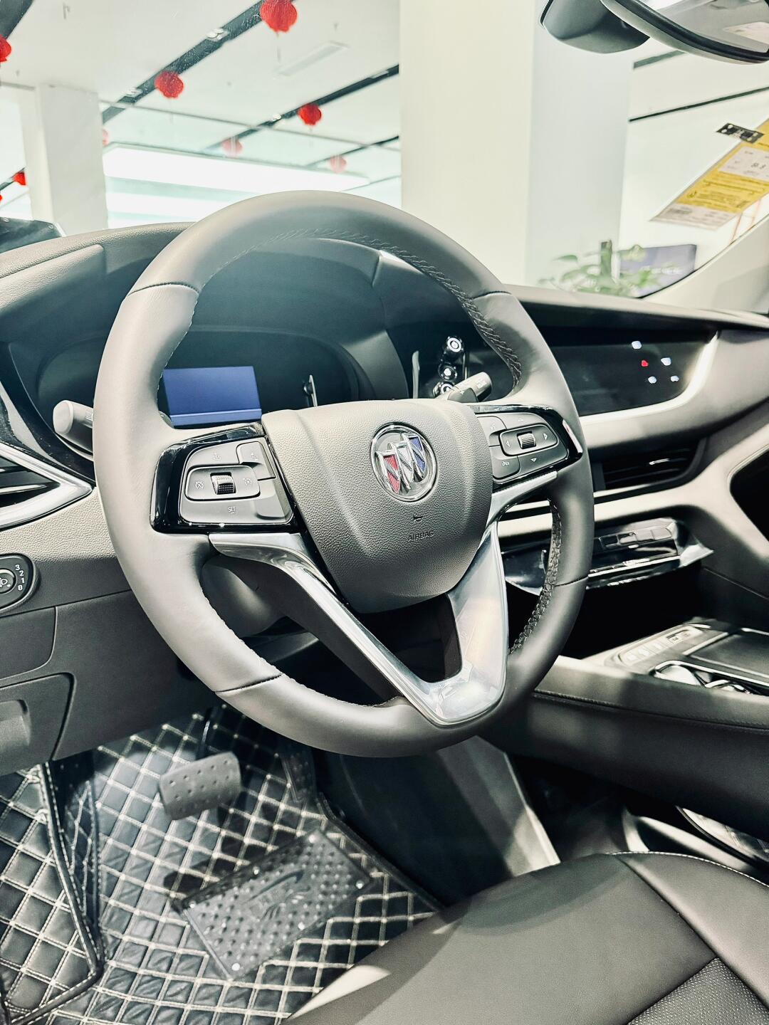 20多点的7座suv08别克昂科旗90你还犹豫啥