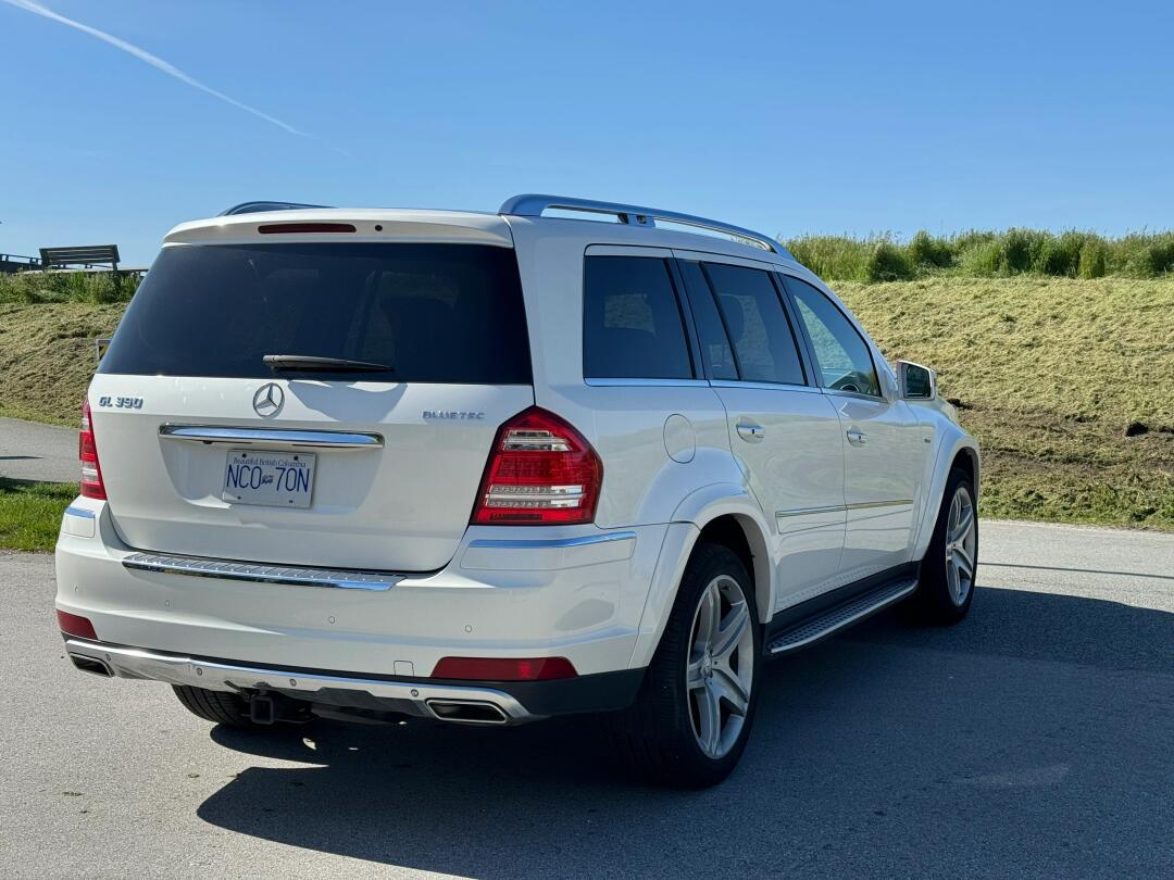 温哥华买车:超低公里奔驰七座suv_奔驰gl级社区_易车社区