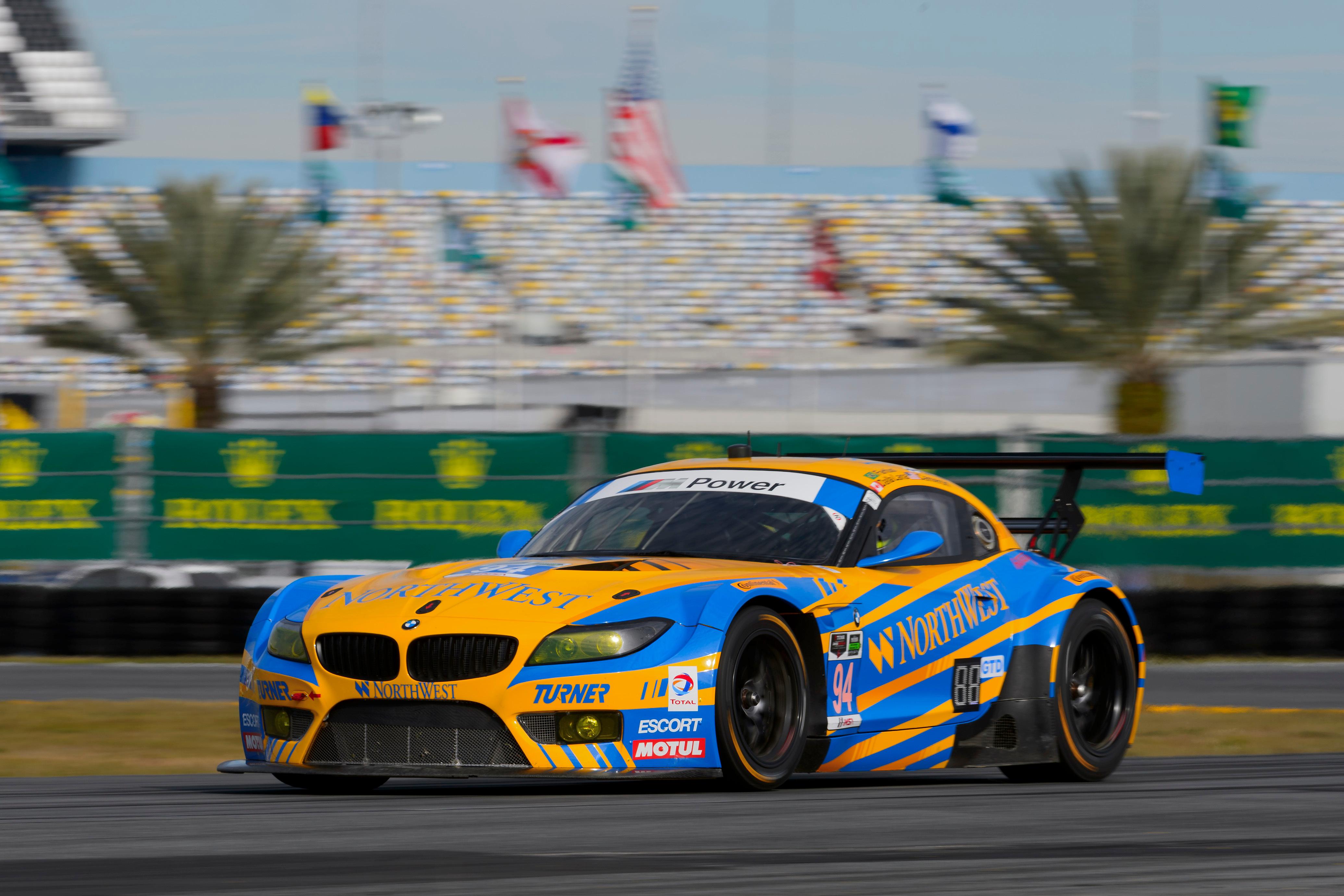 turner motorsport将在本周末蒙特雷跑车大赛开始时迎来车队代表bm