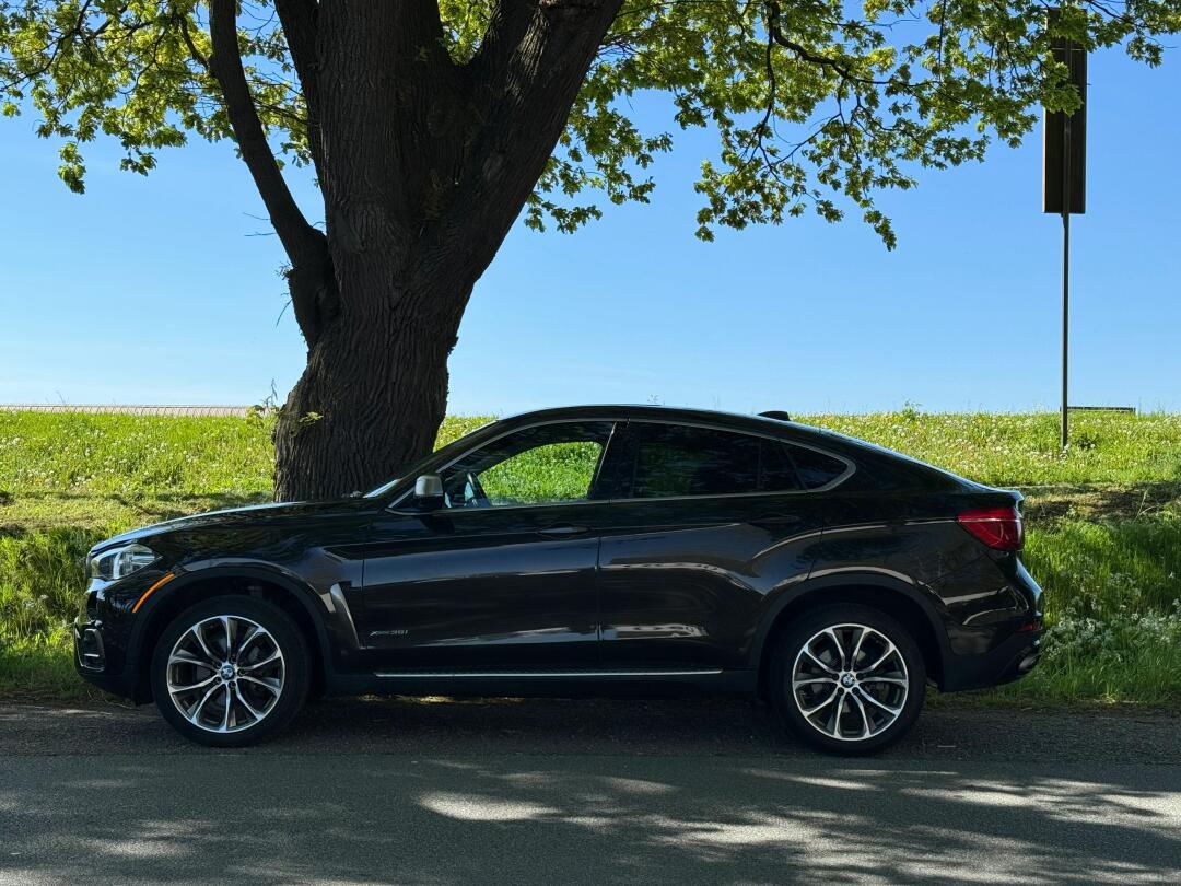 温哥华买车:低公里宝马x6