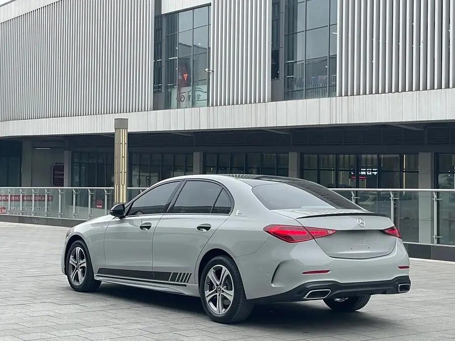 奔驰c级 2022款 改款 c 200 l 运动版 2.3万公里 2022