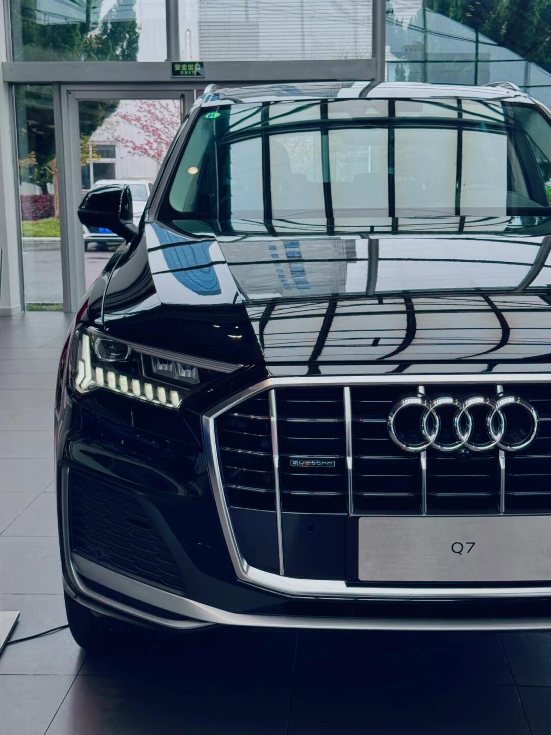 x多的奥迪q7 这也太可以了吧 坐标上海