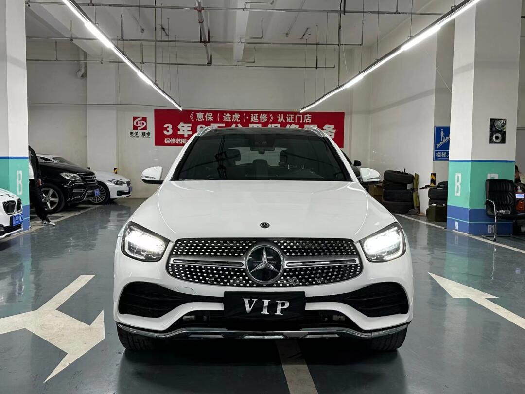 20年奔驰glc300l 4matic 动感型 新车指导价44.78w 全景天窗