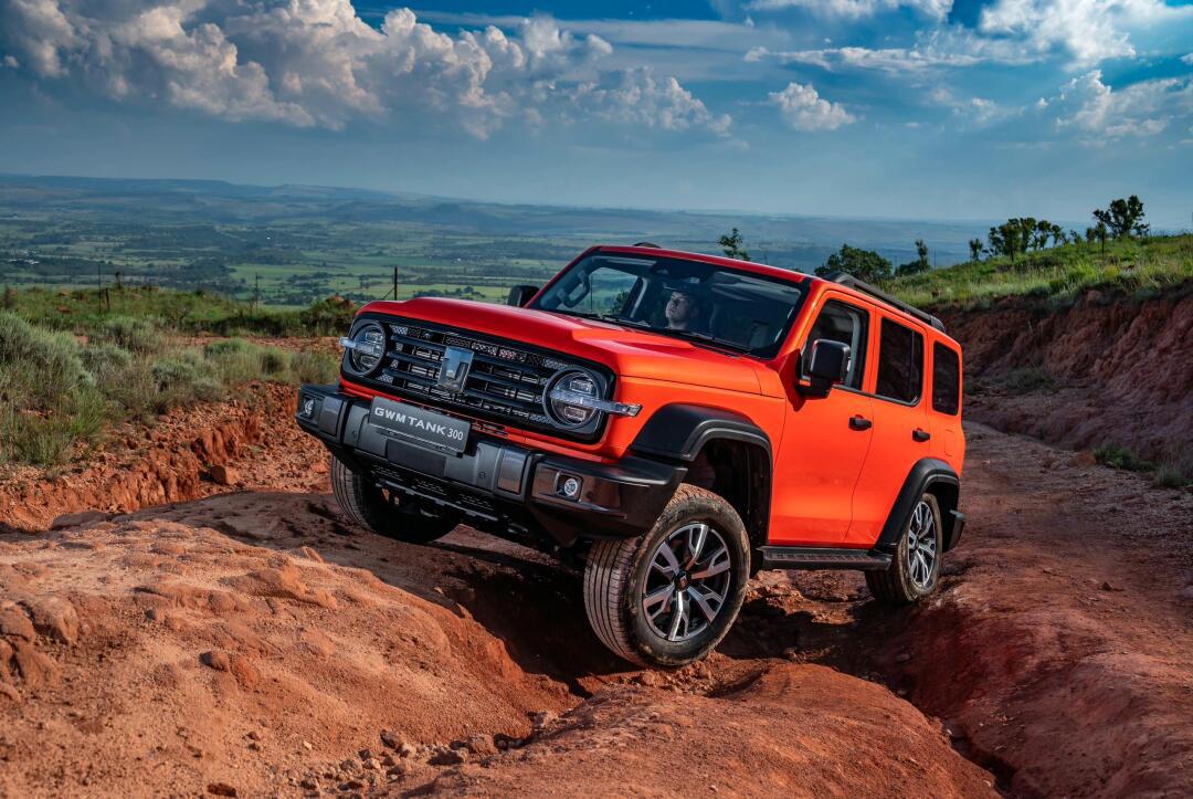 每天认识一辆车|国产硬派越野坦克300