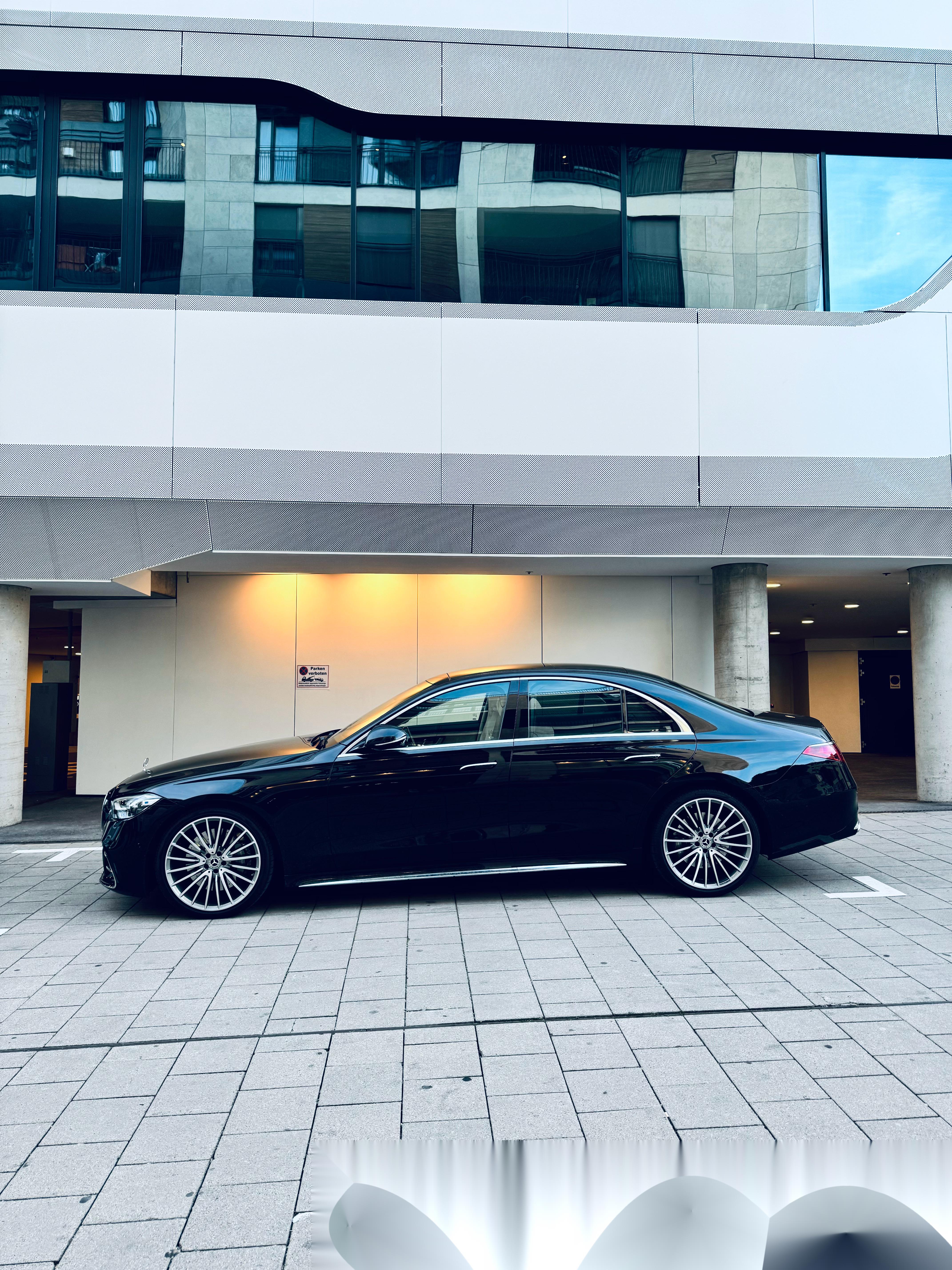 如果我要买一台属于自己的行政级轿车 那它一定是 奔驰s 这是每个时代