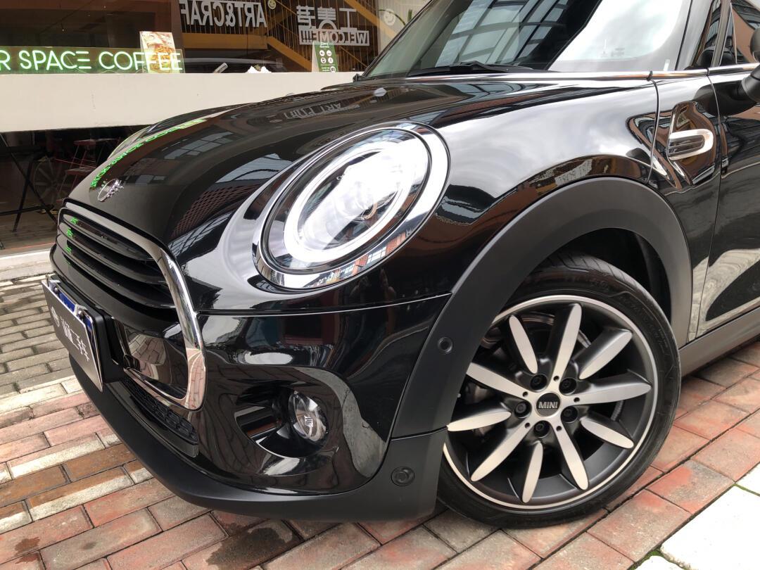 售价:149999 mini cooper 1.5t (子夜黑特别五门版) 20