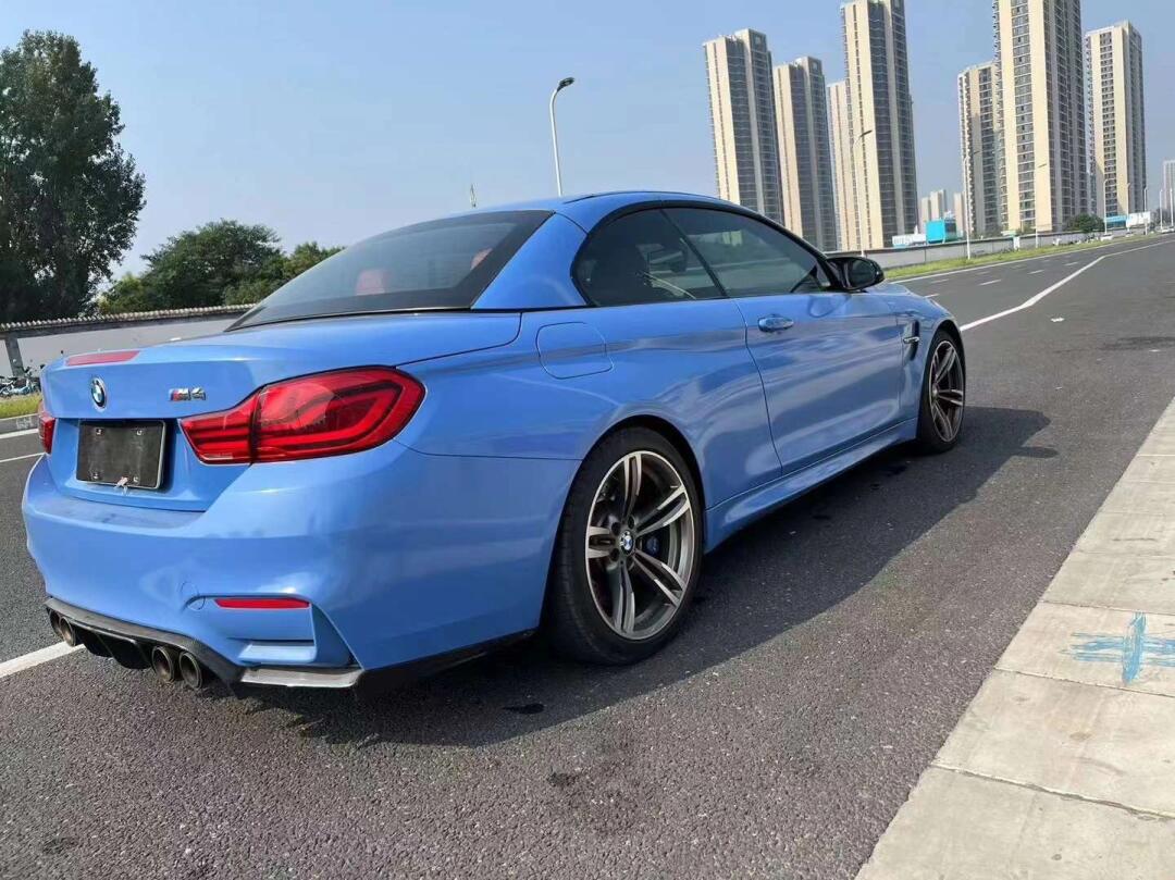 91全款36.890 9718年年底宝马m4敞篷轿跑限量版,3.0t v6发动机